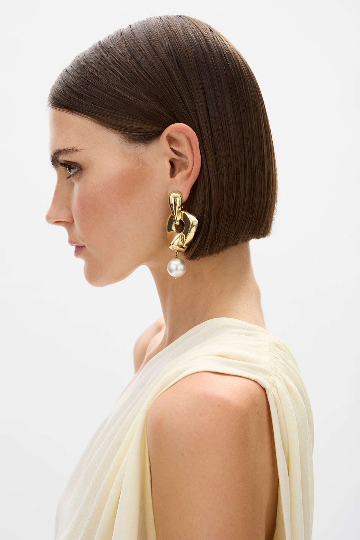 Cleo Pearl Drop Earring
