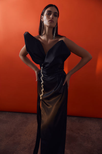 VIVI GOWN